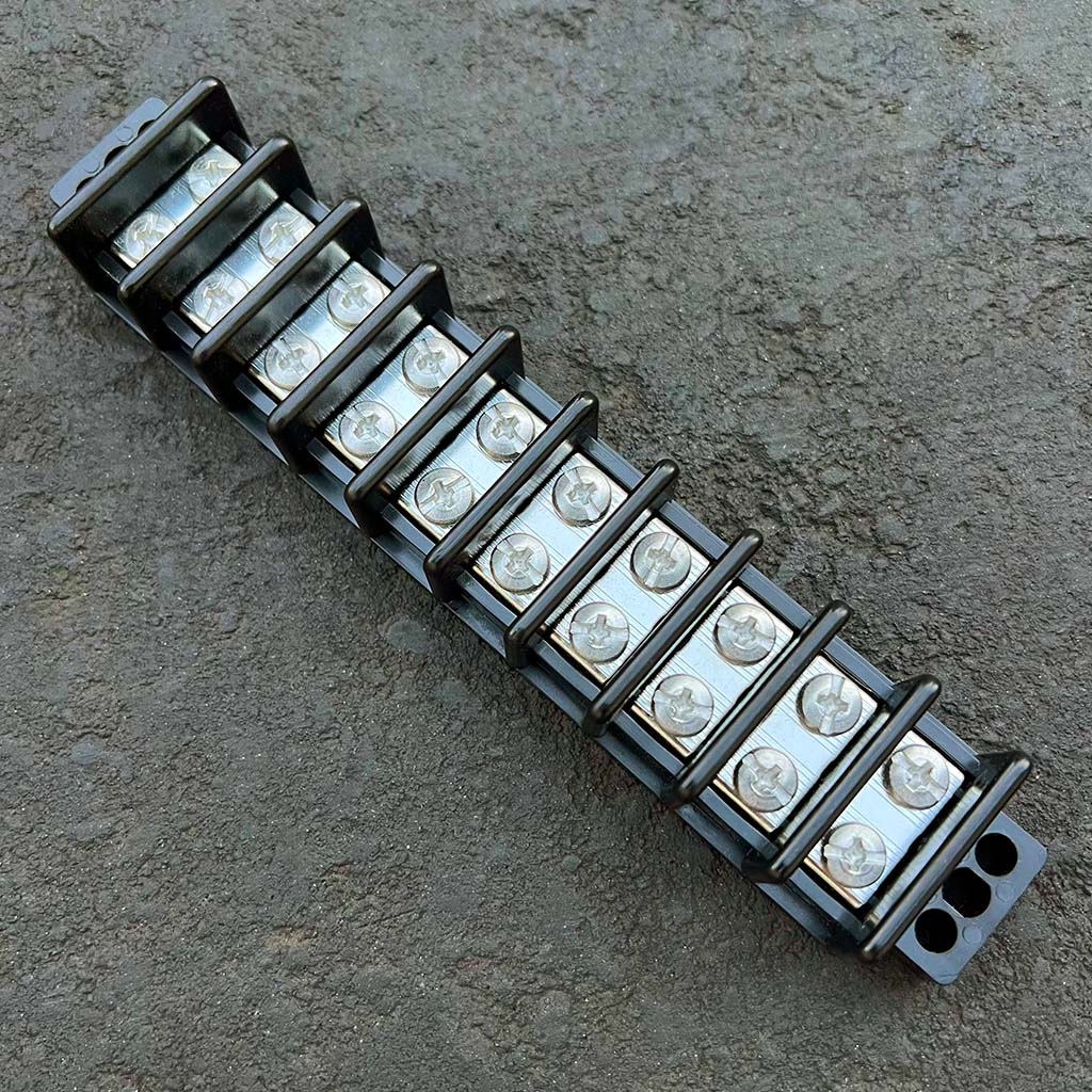 Blue Sea 30A Terminal Block image 8