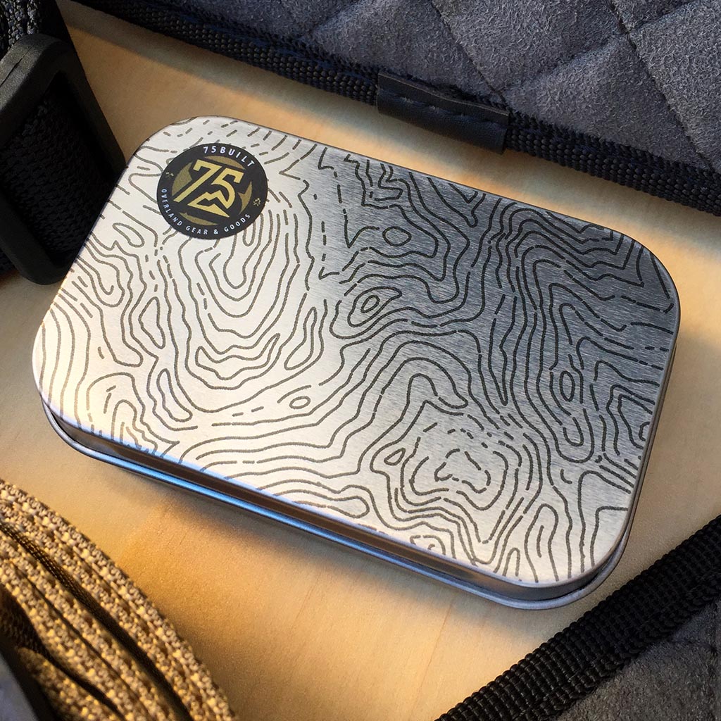 Topo Tin with 3-Piece Tools image 0